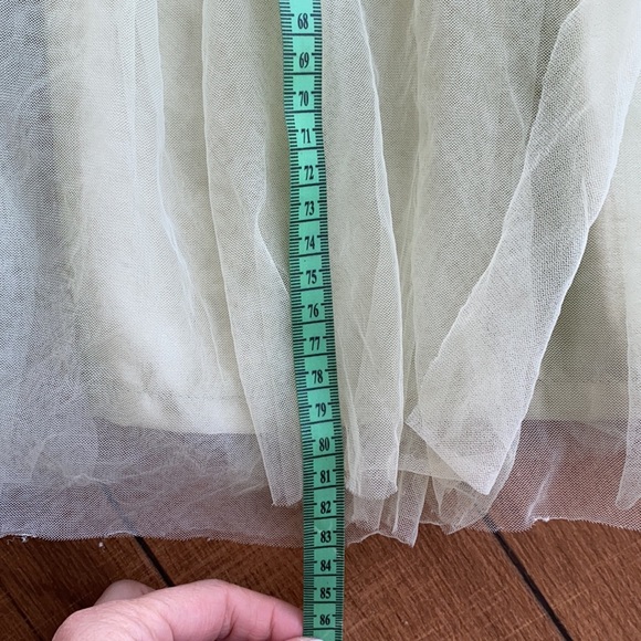 Mebas party gown for little princess used - Picture 3 of 10